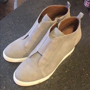 Linea Paolo Felicia Wedge